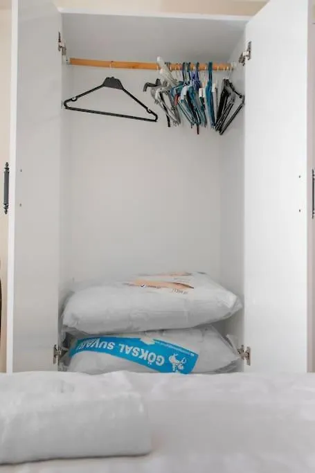 Apartment شقة كبيره في منطقة هادئه Istanbul